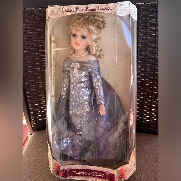 Collectible Genuine Fine Bisque Porcelain with Certificate of Authenticity - Picture 11 of 15